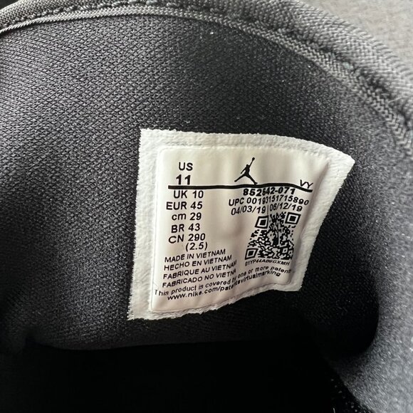 NIKE Air Jordan 1 Mid Yellow Toe Size 11 - Picture 3 of 3